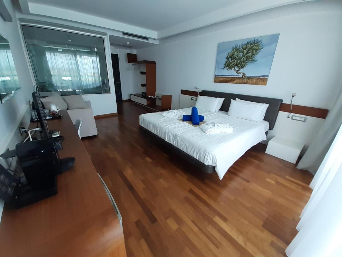 Buca Beachclub Resort (Adults Only) Messíni Dış mekan fotoğraf